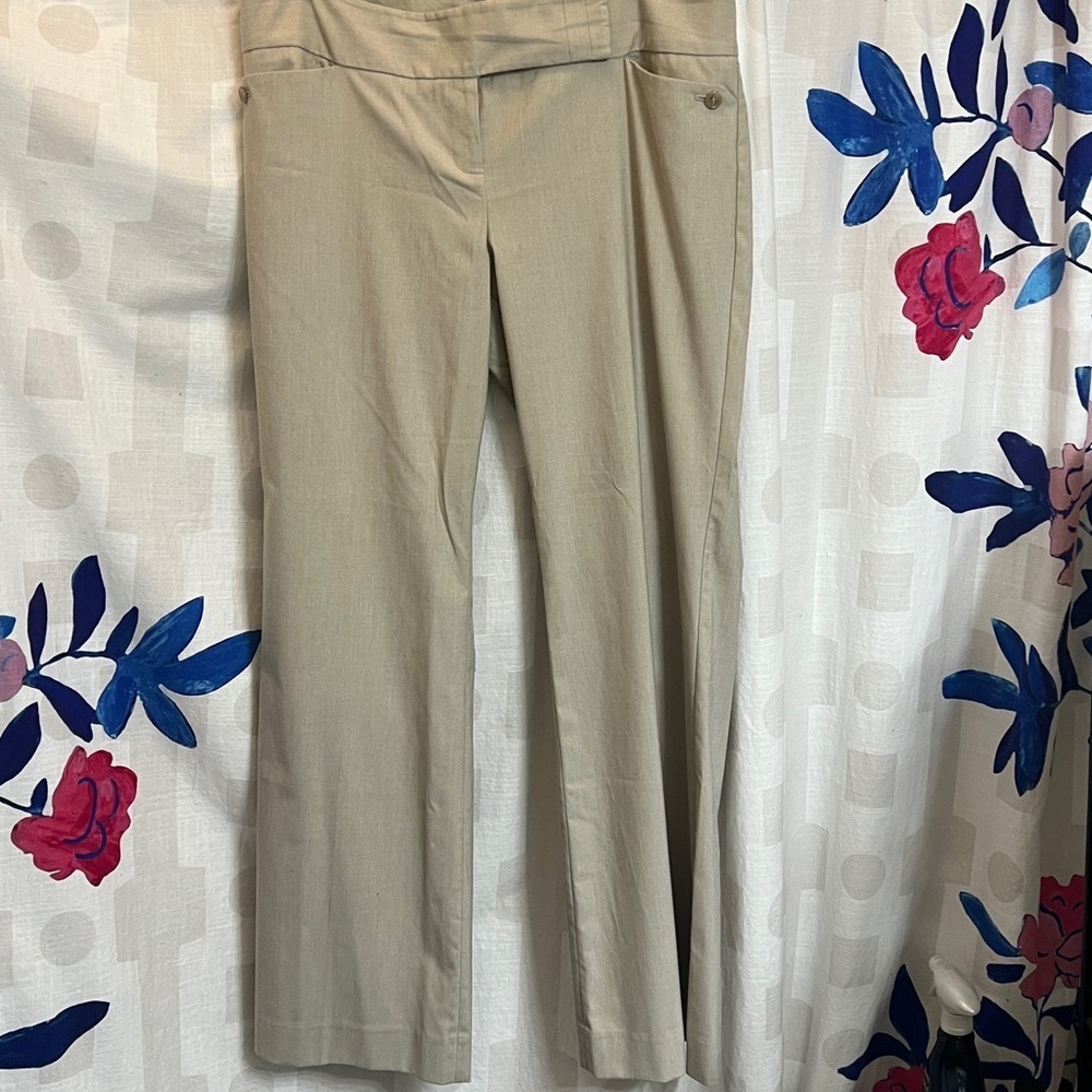 The Limited women’s Sz 12 Drew Fit Career Wide Leg Flare beige Dress Pants